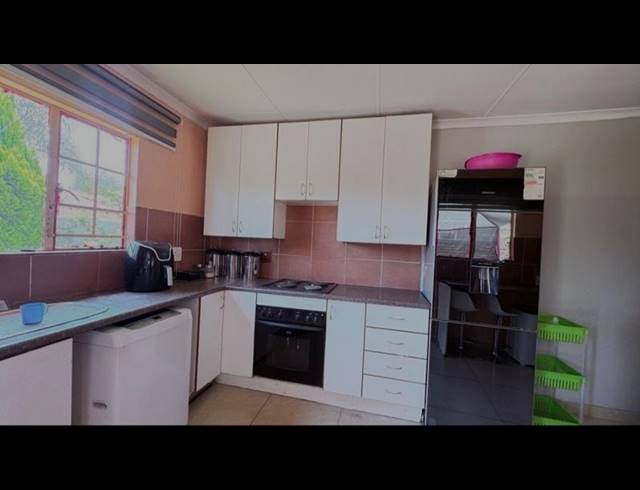 2 BEDROOM HOUSE FOR SALE IN THE ORCHARDS